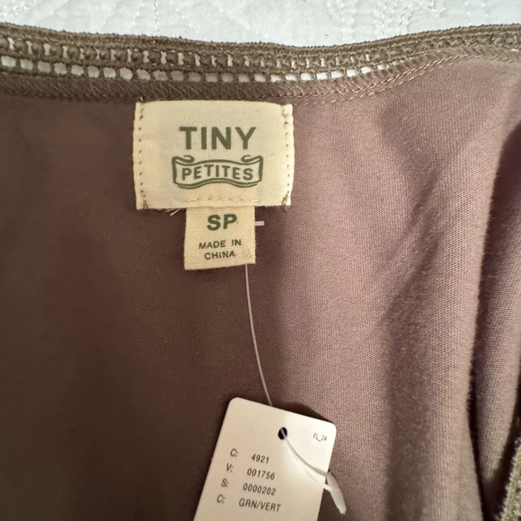 Anthropologie khaki/green lace and silk top - Picture 7 of 12